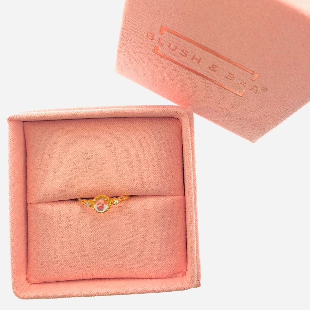 Women’s Blush & Bar Gold Mystic Moonstone Ring